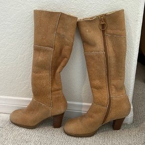 Frye suede boots with shearling lining in a beautiful camel color